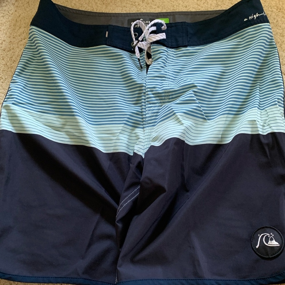 Quiksilver boardshorts